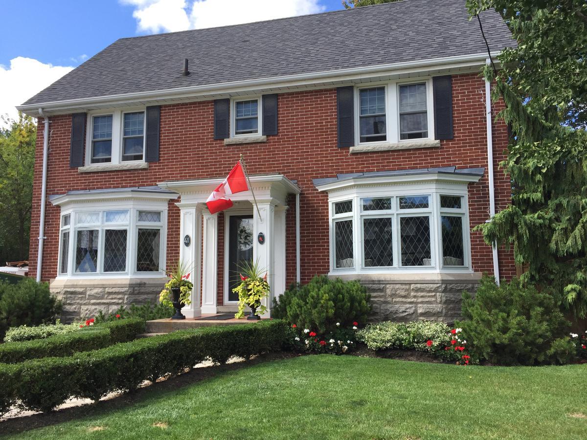 Robinsong Bed and Breakfast Thorold Esterno foto